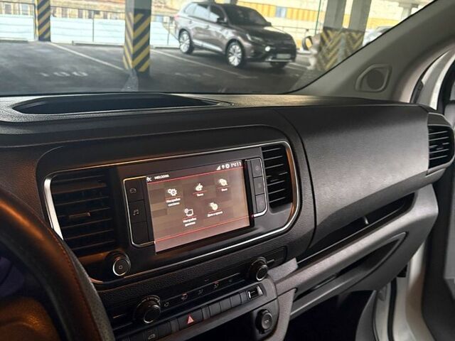 Белый Ситроен Jumpy, объемом двигателя 2 л и пробегом 100 тыс. км за 22500 $, фото 6 на Automoto.ua