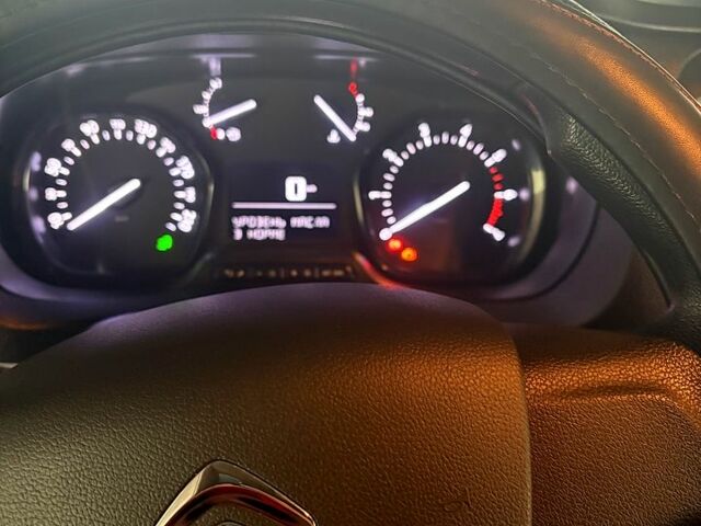 Белый Ситроен Jumpy, объемом двигателя 2 л и пробегом 100 тыс. км за 22500 $, фото 3 на Automoto.ua