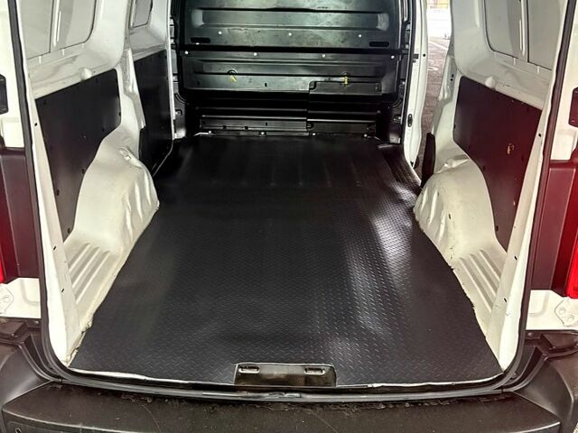 Белый Ситроен Jumpy, объемом двигателя 2 л и пробегом 100 тыс. км за 22500 $, фото 5 на Automoto.ua