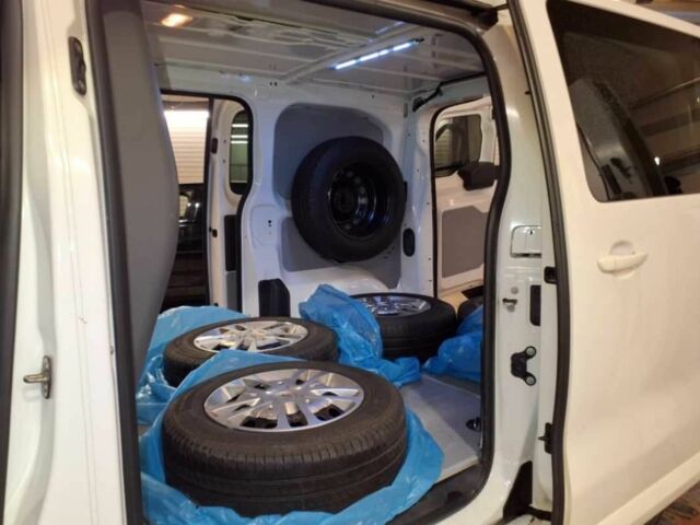 Білий Сітроен Jumpy, об'ємом двигуна 2 л та пробігом 180 тис. км за 15000 $, фото 9 на Automoto.ua