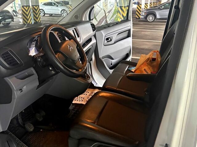 Белый Ситроен Jumpy, объемом двигателя 2 л и пробегом 100 тыс. км за 22500 $, фото 7 на Automoto.ua