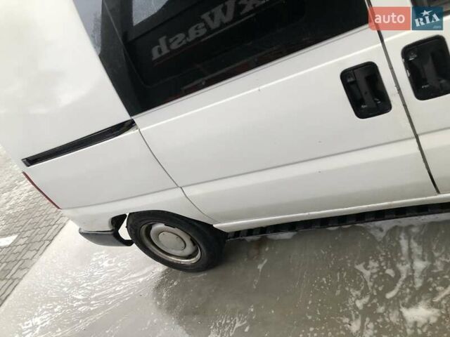 Белый Ситроен Jumpy, объемом двигателя 1.9 л и пробегом 370 тыс. км за 2900 $, фото 1 на Automoto.ua