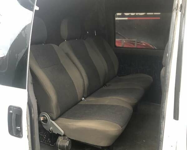 Белый Ситроен Jumpy, объемом двигателя 1.9 л и пробегом 370 тыс. км за 2900 $, фото 11 на Automoto.ua