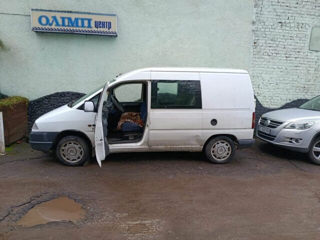 Белый Ситроен Jumpy, объемом двигателя 1.9 л и пробегом 400 тыс. км за 1600 $, фото 4 на Automoto.ua