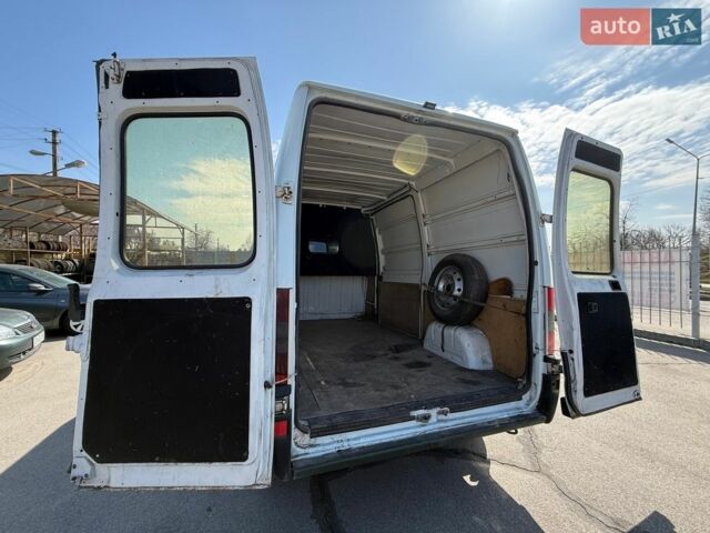 Белый Ситроен Jumpy, объемом двигателя 2.4 л и пробегом 307 тыс. км за 4500 $, фото 6 на Automoto.ua