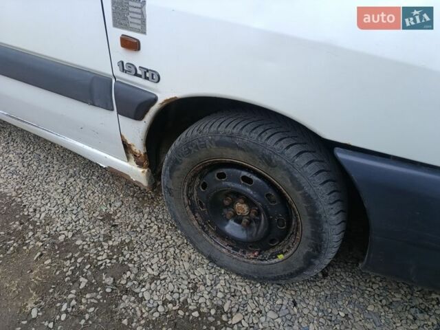 Білий Сітроен Jumpy, об'ємом двигуна 1.91 л та пробігом 299 тис. км за 1850 $, фото 1 на Automoto.ua