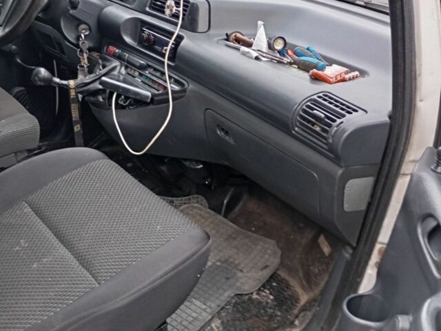 Белый Ситроен Jumpy, объемом двигателя 1.9 л и пробегом 400 тыс. км за 2600 $, фото 4 на Automoto.ua