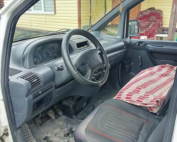 Белый Ситроен Jumpy, объемом двигателя 1.87 л и пробегом 355 тыс. км за 2200 $, фото 4 на Automoto.ua