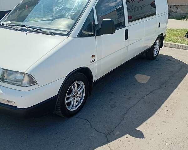 Белый Ситроен Jumpy, объемом двигателя 1.9 л и пробегом 400 тыс. км за 3198 $, фото 9 на Automoto.ua