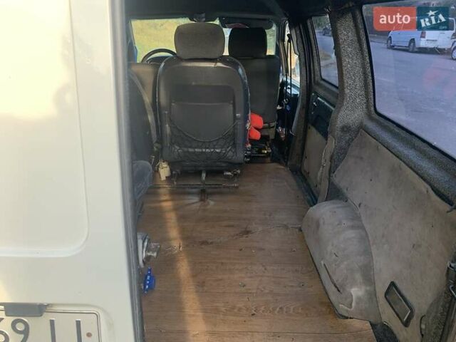 Белый Ситроен Jumpy, объемом двигателя 1.87 л и пробегом 470 тыс. км за 3000 $, фото 4 на Automoto.ua
