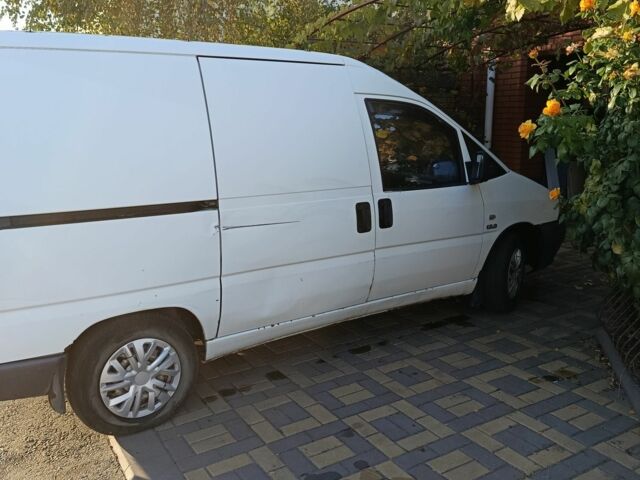 Білий Сітроен Jumpy, об'ємом двигуна 1.9 л та пробігом 300 тис. км за 2000 $, фото 1 на Automoto.ua