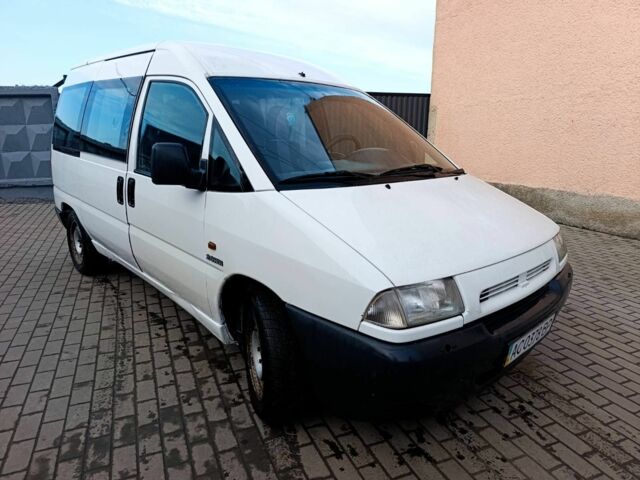 Белый Ситроен Jumpy, объемом двигателя 0 л и пробегом 299 тыс. км за 2800 $, фото 5 на Automoto.ua