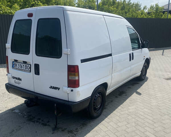 Белый Ситроен Jumpy, объемом двигателя 1.87 л и пробегом 338 тыс. км за 2300 $, фото 3 на Automoto.ua