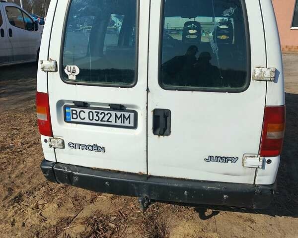 Белый Ситроен Jumpy, объемом двигателя 2 л и пробегом 354 тыс. км за 3600 $, фото 9 на Automoto.ua