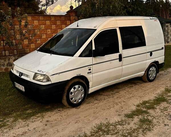 Белый Ситроен Jumpy, объемом двигателя 1.87 л и пробегом 358 тыс. км за 2100 $, фото 9 на Automoto.ua