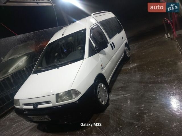 Белый Ситроен Jumpy, объемом двигателя 1.9 л и пробегом 260 тыс. км за 4000 $, фото 22 на Automoto.ua