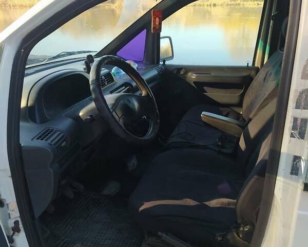 Білий Сітроен Jumpy, об'ємом двигуна 2 л та пробігом 300 тис. км за 2700 $, фото 4 на Automoto.ua