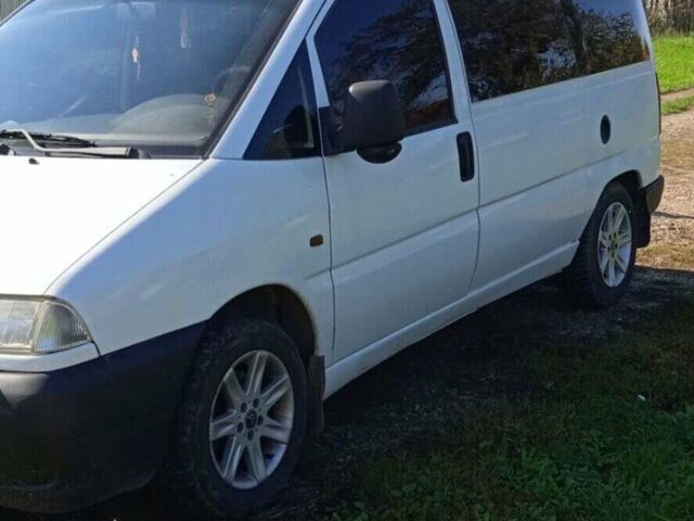 Белый Ситроен Jumpy, объемом двигателя 1.91 л и пробегом 200 тыс. км за 3900 $, фото 2 на Automoto.ua