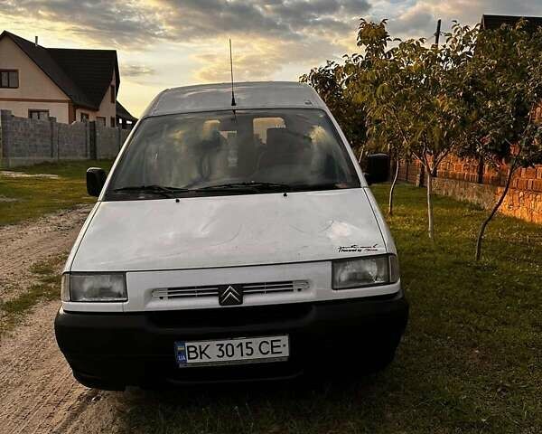 Ситроен Jumpy 2000 в Сарнах на Automoto.ua Белый Ситроен Jumpy, объемом двигателя 1.87 л и пробегом 250 тыс. км за 2100 $, фото 8 на Automoto.ua