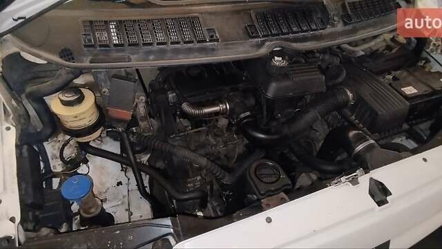Белый Ситроен Jumpy, объемом двигателя 1.87 л и пробегом 260 тыс. км за 3000 $, фото 1 на Automoto.ua