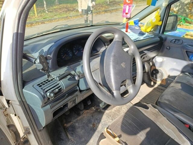 Белый Ситроен Jumpy, объемом двигателя 2 л и пробегом 310 тыс. км за 3500 $, фото 7 на Automoto.ua