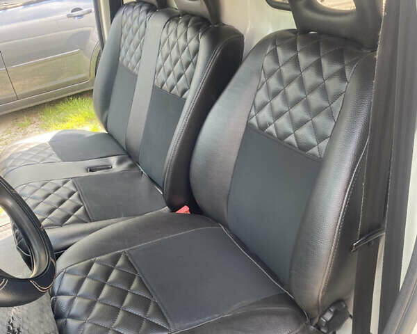 Белый Ситроен Jumpy, объемом двигателя 1.87 л и пробегом 338 тыс. км за 2300 $, фото 11 на Automoto.ua
