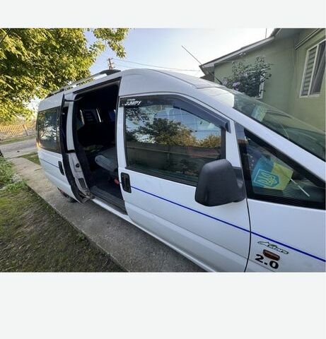 Белый Ситроен Jumpy, объемом двигателя 2 л и пробегом 420 тыс. км за 3406 $, фото 3 на Automoto.ua