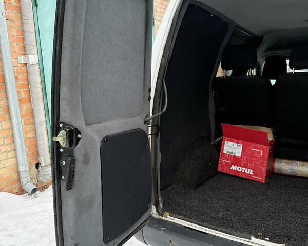 Белый Ситроен Jumpy, объемом двигателя 2 л и пробегом 215 тыс. км за 2950 $, фото 6 на Automoto.ua