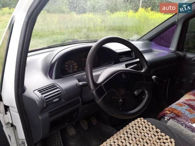 Белый Ситроен Jumpy, объемом двигателя 1.9 л и пробегом 298 тыс. км за 3400 $, фото 7 на Automoto.ua