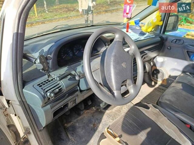 Білий Сітроен Jumpy, об'ємом двигуна 2 л та пробігом 310 тис. км за 3400 $, фото 1 на Automoto.ua