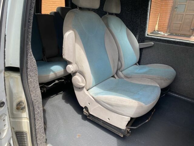 Білий Сітроен Jumpy, об'ємом двигуна 1.9 л та пробігом 250 тис. км за 3000 $, фото 5 на Automoto.ua