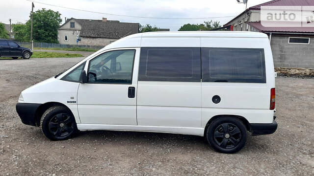 Белый Ситроен Jumpy, объемом двигателя 2 л и пробегом 350 тыс. км за 2999 $, фото 15 на Automoto.ua