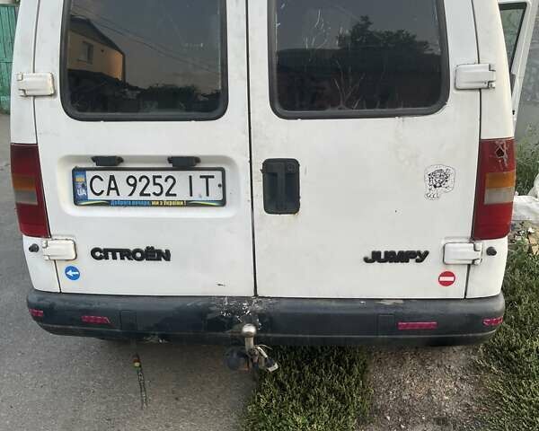 Белый Ситроен Jumpy, объемом двигателя 2 л и пробегом 450 тыс. км за 2800 $, фото 6 на Automoto.ua
