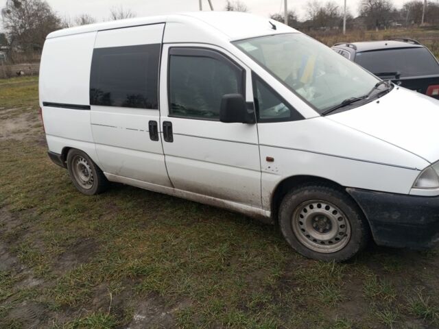 Белый Ситроен Jumpy, объемом двигателя 1.9 л и пробегом 340 тыс. км за 3000 $, фото 3 на Automoto.ua