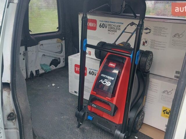 Білий Сітроен Jumpy, об'ємом двигуна 2 л та пробігом 366 тис. км за 1700 $, фото 7 на Automoto.ua