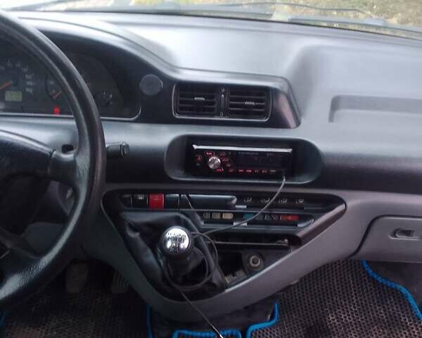 Белый Ситроен Jumpy, объемом двигателя 2 л и пробегом 418 тыс. км за 3700 $, фото 27 на Automoto.ua