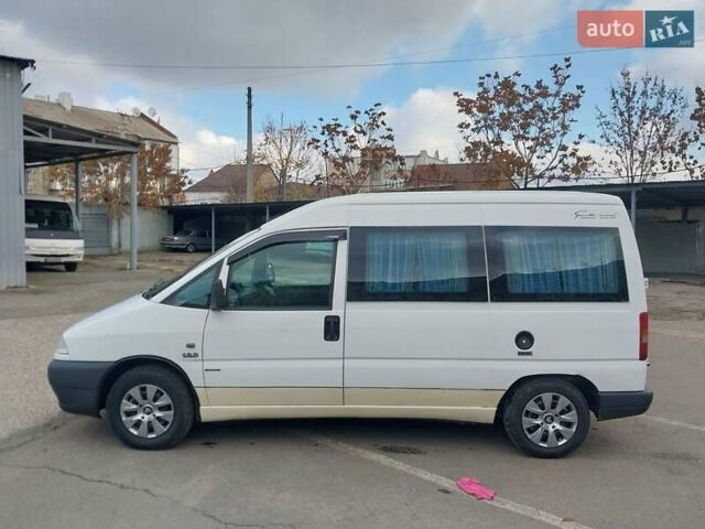 Белый Ситроен Jumpy, объемом двигателя 1.87 л и пробегом 300 тыс. км за 3600 $, фото 3 на Automoto.ua