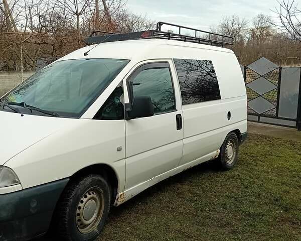 Белый Ситроен Jumpy, объемом двигателя 1.9 л и пробегом 240 тыс. км за 3199 $, фото 2 на Automoto.ua
