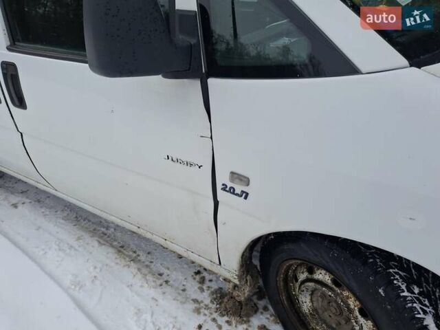Белый Ситроен Jumpy, объемом двигателя 2 л и пробегом 483 тыс. км за 3500 $, фото 7 на Automoto.ua