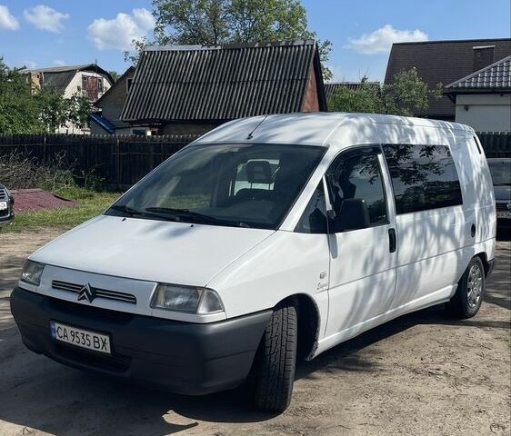 Білий Сітроен Jumpy, об'ємом двигуна 2 л та пробігом 284 тис. км за 4600 $, фото 1 на Automoto.ua