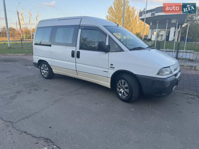 Белый Ситроен Jumpy, объемом двигателя 1.87 л и пробегом 400 тыс. км за 3850 $, фото 3 на Automoto.ua