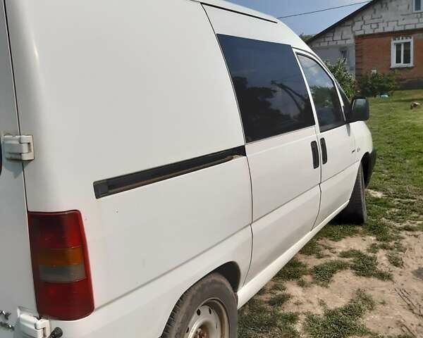 Белый Ситроен Jumpy, объемом двигателя 2 л и пробегом 380 тыс. км за 2300 $, фото 3 на Automoto.ua