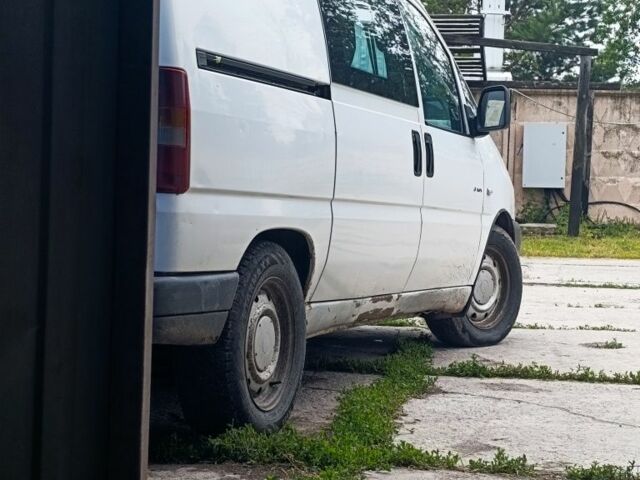 Белый Ситроен Jumpy, объемом двигателя 2 л и пробегом 700 тыс. км за 3364 $, фото 3 на Automoto.ua