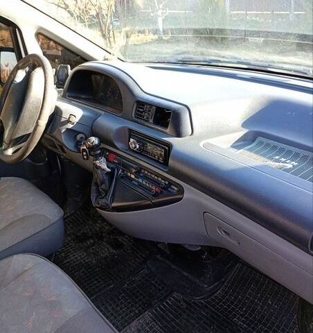 Белый Ситроен Jumpy, объемом двигателя 2 л и пробегом 388 тыс. км за 3700 $, фото 8 на Automoto.ua