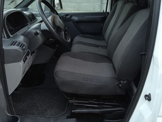 Білий Сітроен Jumpy, об'ємом двигуна 2 л та пробігом 320 тис. км за 3300 $, фото 15 на Automoto.ua