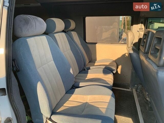 Белый Ситроен Jumpy, объемом двигателя 2 л и пробегом 270 тыс. км за 3600 $, фото 12 на Automoto.ua