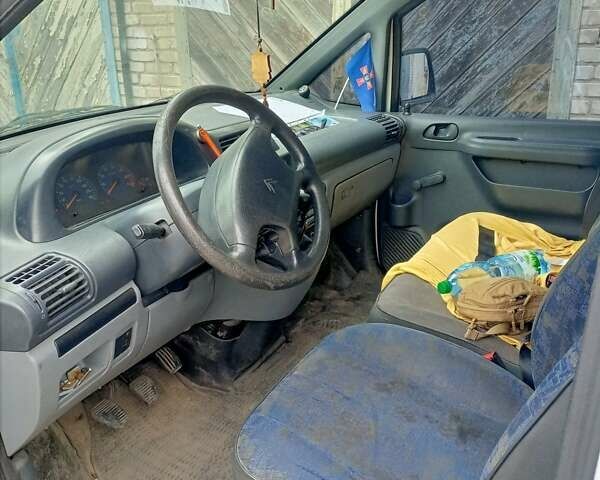 Білий Сітроен Jumpy, об'ємом двигуна 1.9 л та пробігом 260 тис. км за 3500 $, фото 2 на Automoto.ua