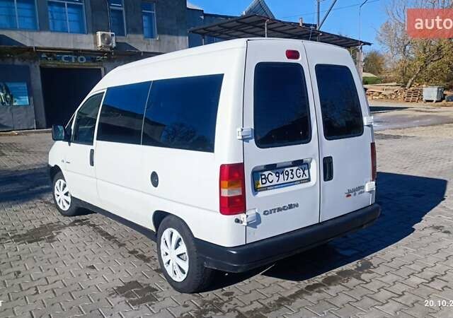 Белый Ситроен Jumpy, объемом двигателя 2 л и пробегом 370 тыс. км за 3800 $, фото 4 на Automoto.ua