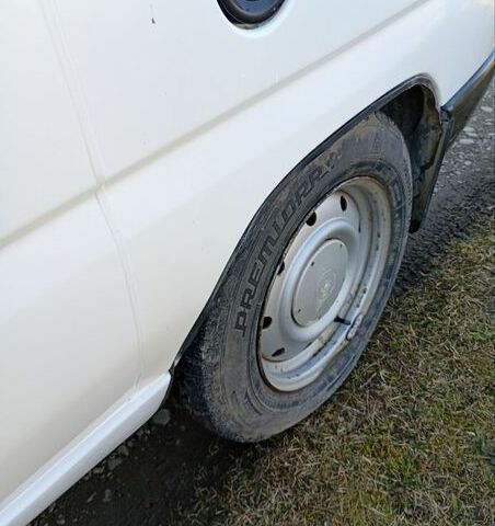 Белый Ситроен Jumpy, объемом двигателя 2 л и пробегом 388 тыс. км за 3700 $, фото 3 на Automoto.ua