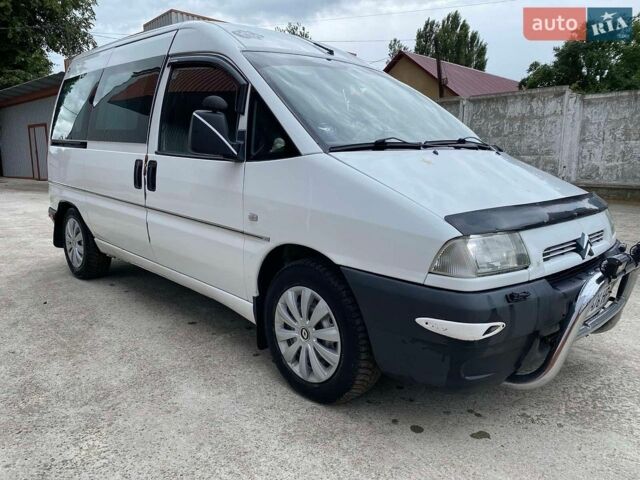 Белый Ситроен Jumpy, объемом двигателя 2 л и пробегом 250 тыс. км за 4900 $, фото 1 на Automoto.ua
